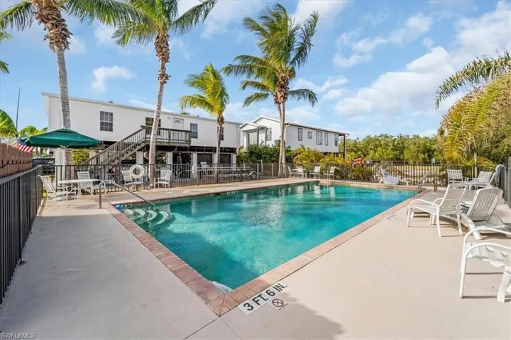 825 Copeland 21, Everglades City, Florida 34139