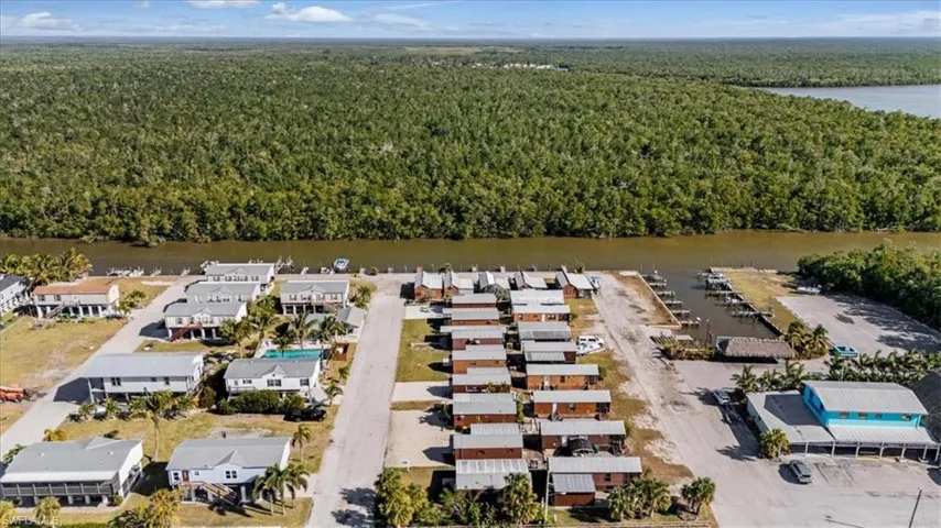 825 Copeland 21, Everglades City, Florida 34139