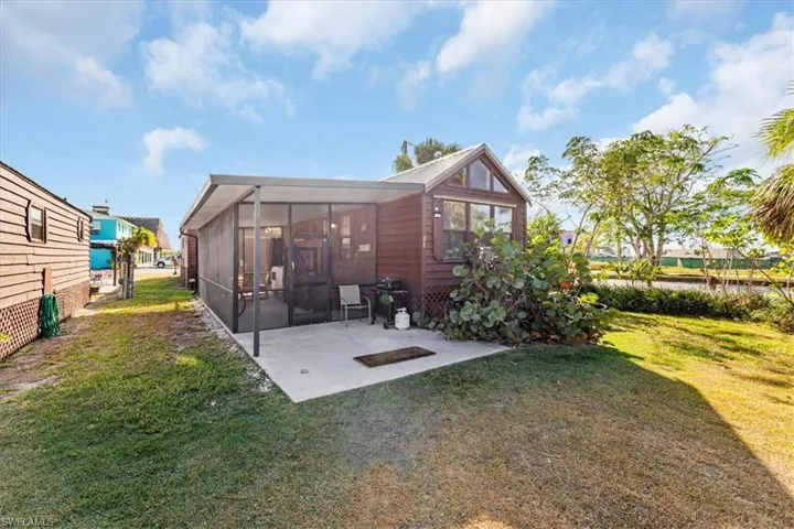825 Copeland 21, Everglades City, Florida 34139