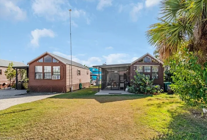 825 Copeland 21, Everglades City, Florida 34139