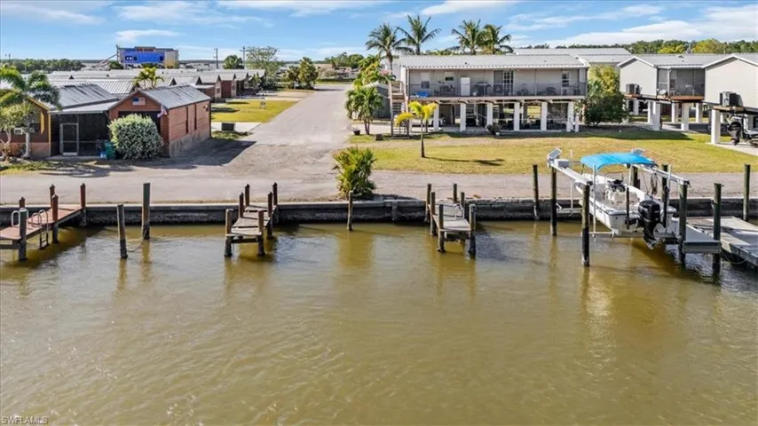 825 Copeland 21, Everglades City, Florida 34139