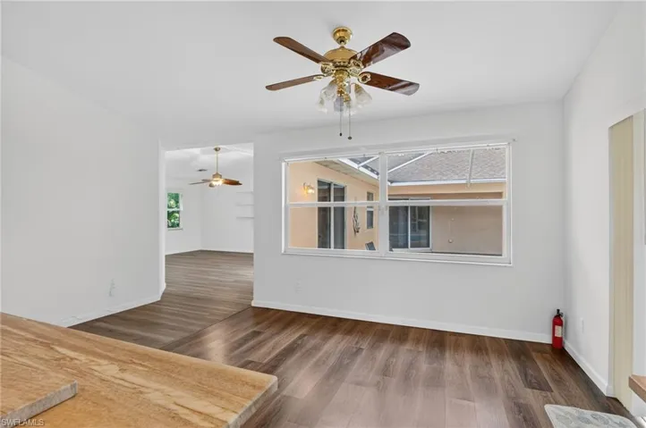 590 6th St Ne, Naples, Florida 34120
