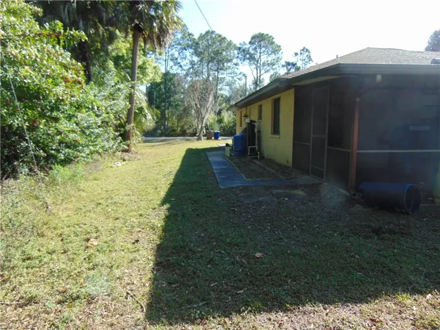 619 Calvin AVE, LEHIGH ACRES FL 33972