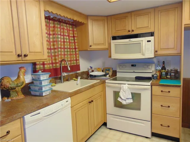 619 Calvin AVE, LEHIGH ACRES FL 33972