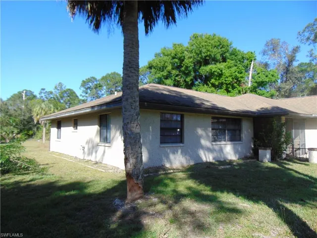 619 Calvin AVE, LEHIGH ACRES FL 33972