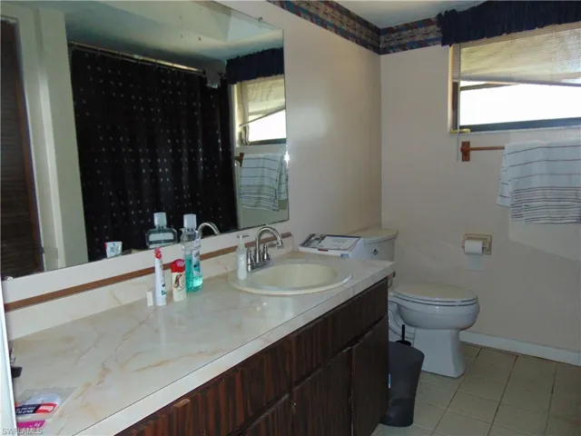 619 Calvin AVE, LEHIGH ACRES FL 33972