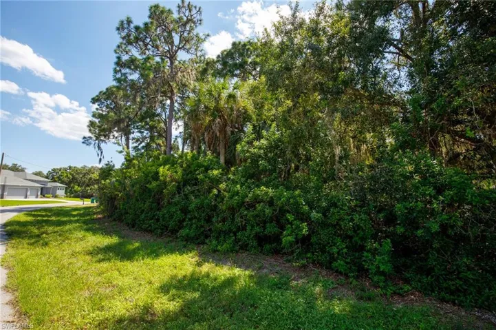 175 Sesame Rd E, Rotonda West, Florida 33947
