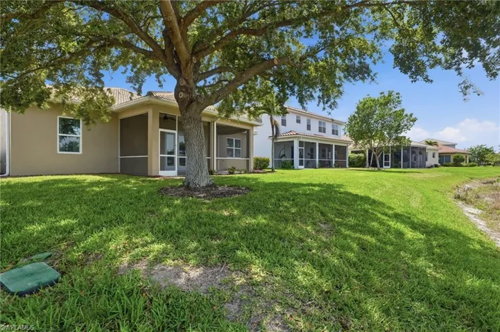 1121  Amber Lake  CT, Cape Coral, FL 33909