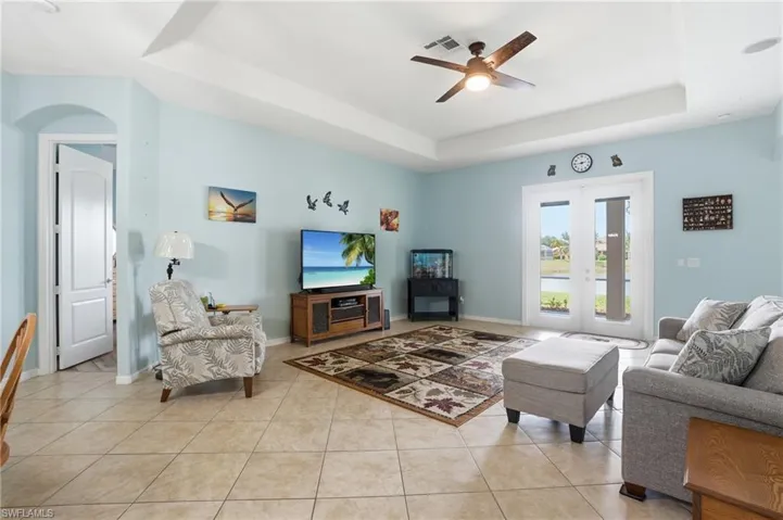 1121  Amber Lake  CT, Cape Coral, FL 33909
