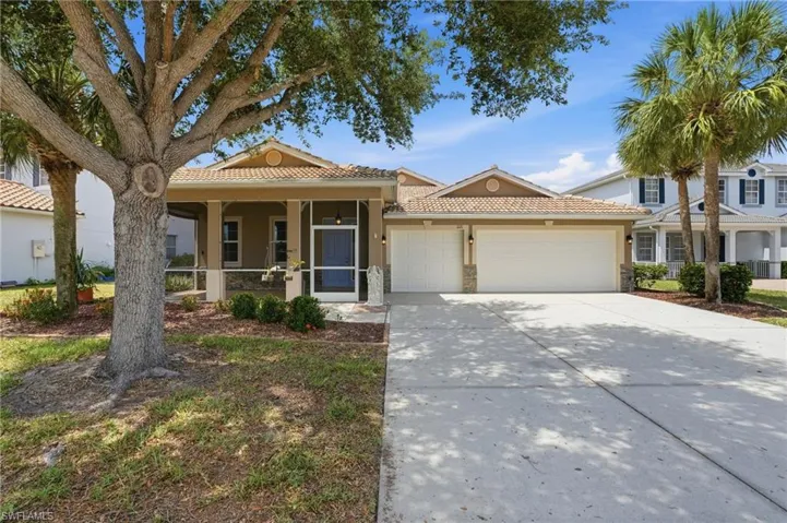 1121  Amber Lake  CT, Cape Coral, FL 33909