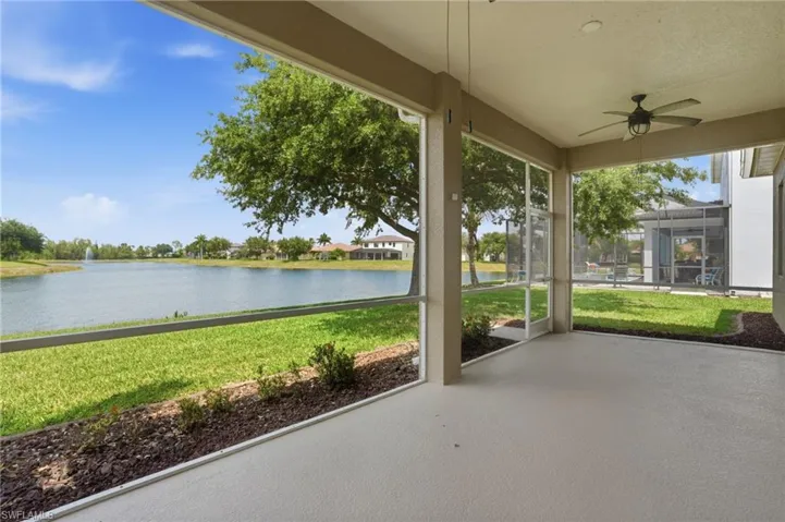 1121  Amber Lake  CT, Cape Coral, FL 33909