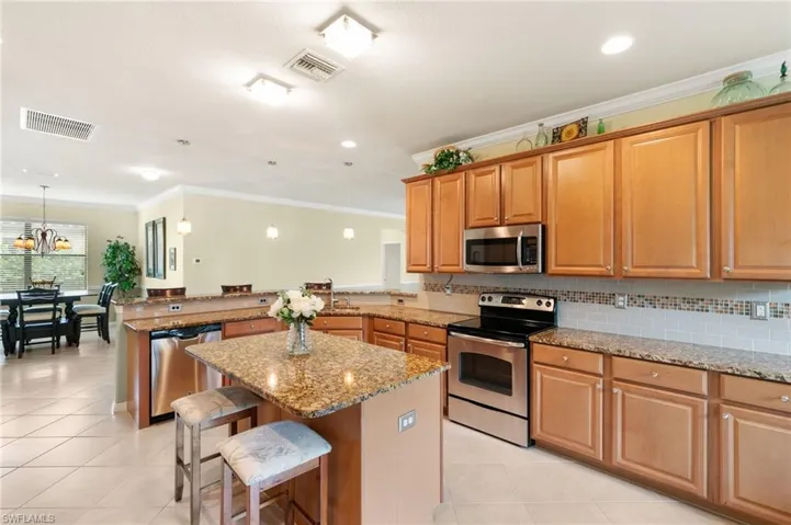 3934 Sapphire Way, Naples, Florida 34114