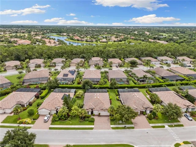 3934 Sapphire Way, Naples, Florida 34114