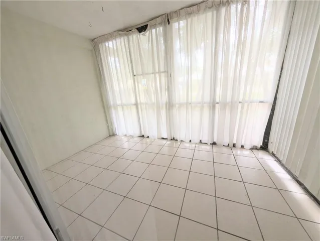 2100 Barkeley Ln 3, Fort Myers, Florida 33907