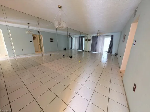 2100 Barkeley Ln 3, Fort Myers, Florida 33907