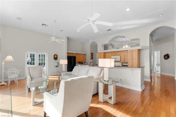 5261  Melaluca  DR, Fort Myers, FL 33905