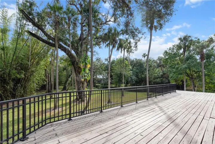 5261  Melaluca  DR, Fort Myers, FL 33905