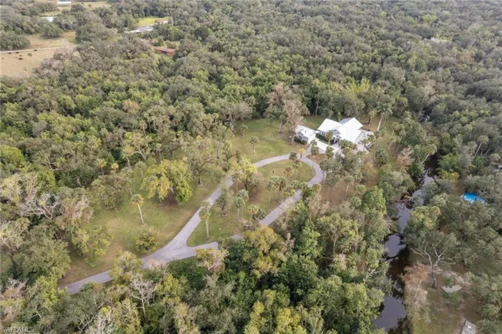 5261  Melaluca  DR, Fort Myers, FL 33905