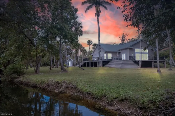 5261  Melaluca  DR, Fort Myers, FL 33905