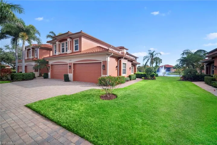 6393 Legacy Cir 2104, Naples, Florida 34113