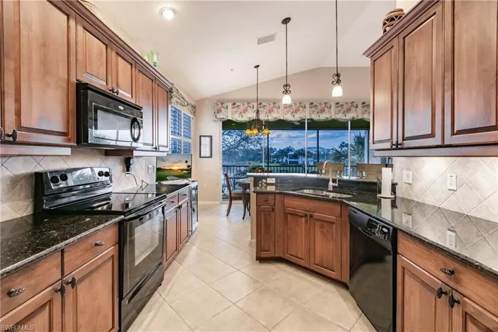 13090  Pebblebrook Point  CIR, Fort Myers, FL 33905