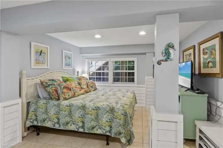 First floor private quest bedroom with full bath and kitchenette.