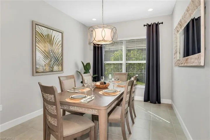 28616 Lobos Cir, Bonita Springs, Florida 34135