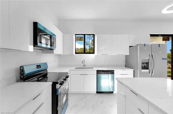 846 Cadis St E, Lehigh Acres, Florida 33974