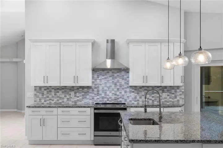 417 Canton AVE, LEHIGH ACRES FL 33972