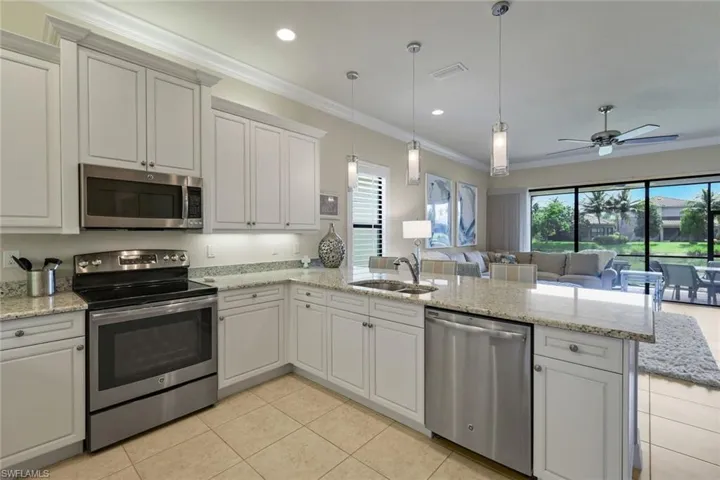 13556 Coronado Dr, Naples, Florida 34109