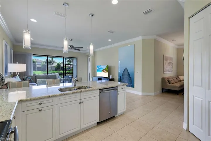 13556 Coronado Dr, Naples, Florida 34109