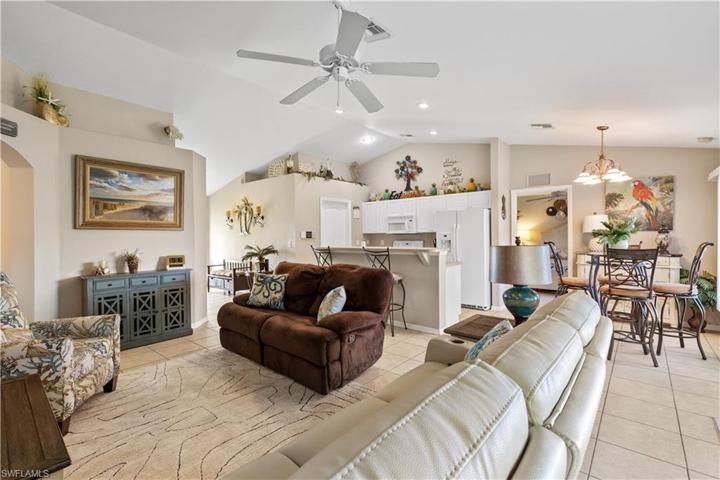 1501 NE 33rd LN, CAPE CORAL FL 33909