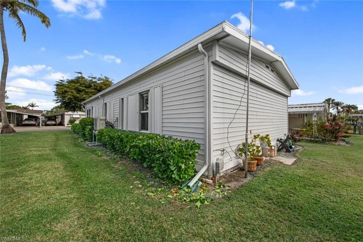 28 Enchanting BLVD # 28, NAPLES FL 34112