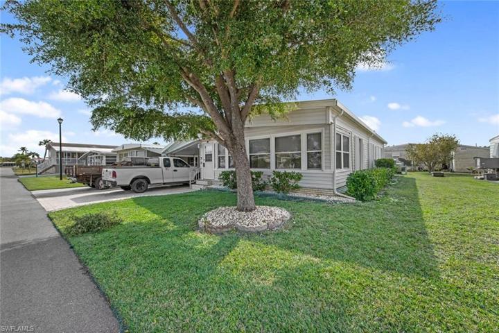 28 Enchanting BLVD # 28, NAPLES FL 34112