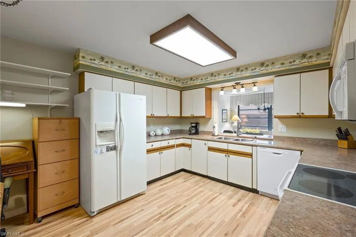 1310  Broadwater  DR, Fort Myers, FL 33919