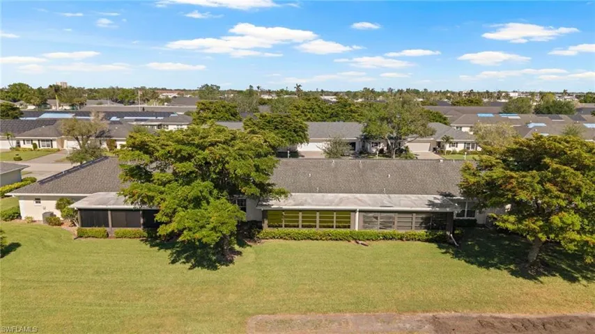 1310  Broadwater  DR, Fort Myers, FL 33919
