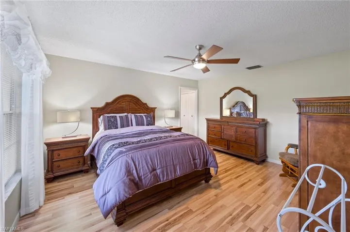 1310  Broadwater  DR, Fort Myers, FL 33919