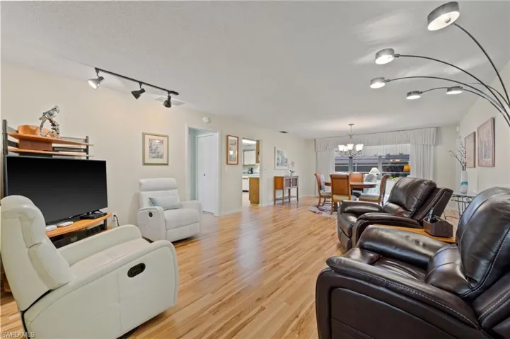 1310  Broadwater  DR, Fort Myers, FL 33919