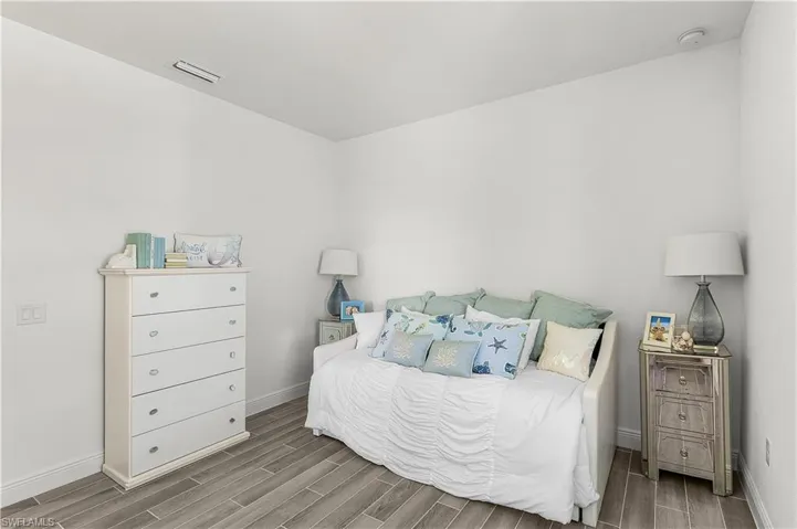 4513 Nw 34th St, Cape Coral Fl 33993