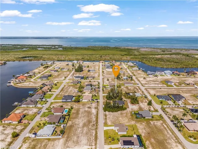 4513 Nw 34th St, Cape Coral Fl 33993