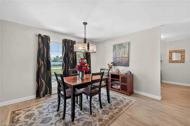 3848 7th Pl, Cape Coral, Florida 33904