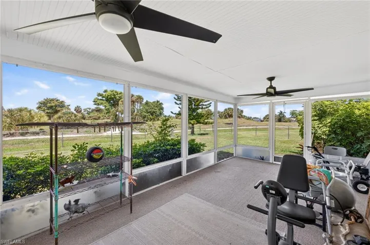 3848 7th Pl, Cape Coral, Florida 33904
