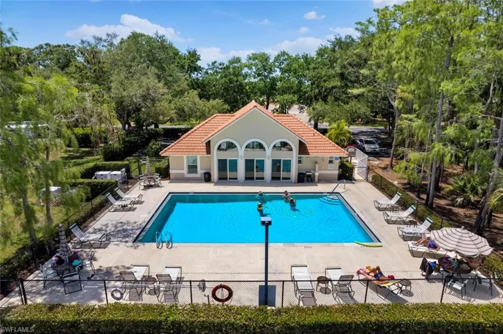 5784  Deauville  CIR, Naples, FL 34112