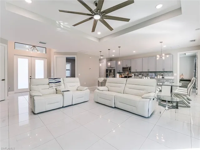 4238 Nw 25th Ter, Cape Coral, Florida 33993