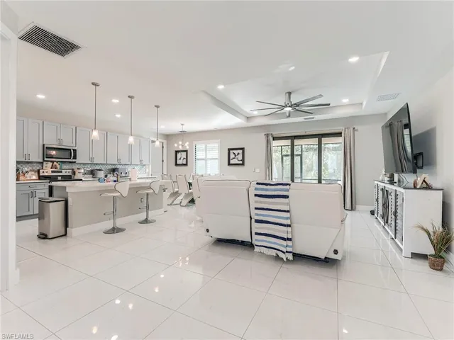 4238 Nw 25th Ter, Cape Coral, Florida 33993