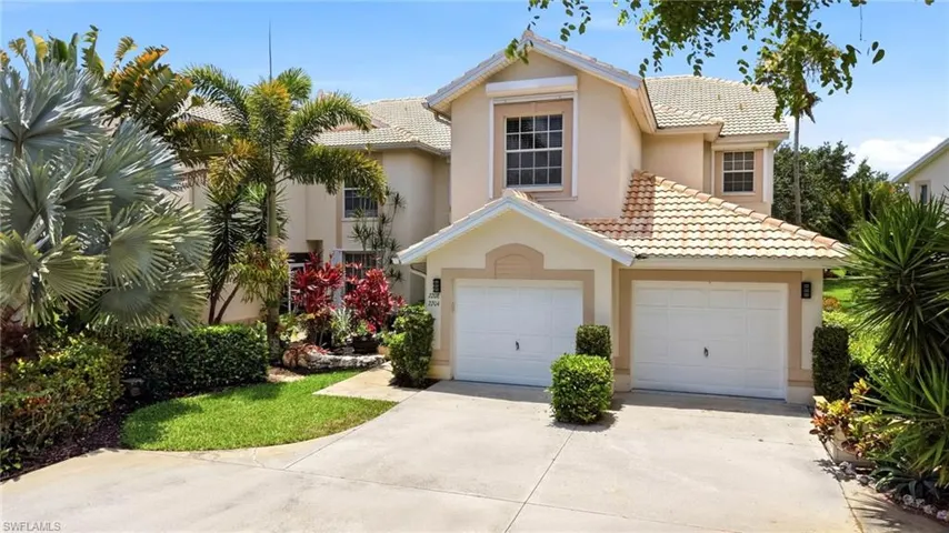 275  Cays  DR, Naples, FL 34114
