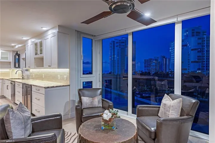 4031 Gulf Shore Blvd N 7d, Naples, Florida 34103