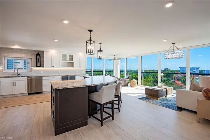 4031 Gulf Shore Blvd N 7d, Naples, Florida 34103