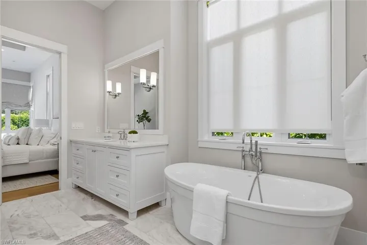 2150 Tarpon Rd, Naples, Florida 34102