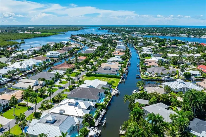 2150 Tarpon Rd, Naples, Florida 34102